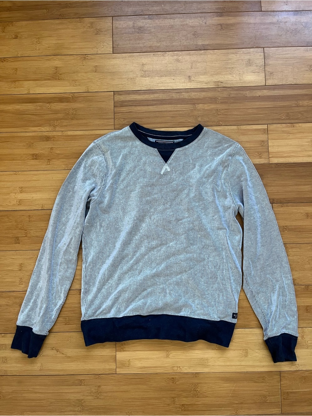 Tommy Hilfiger Light Gray Crewneck Sweater with Navy Trim